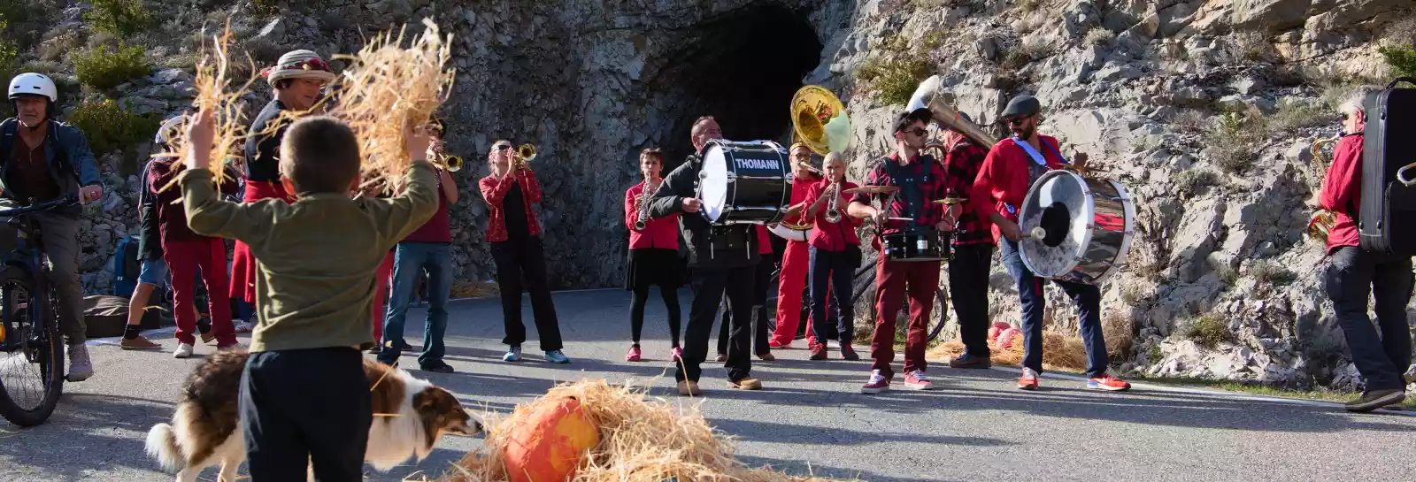 Fanfare Brass Coulé Titanic Orchestra dans les gorges