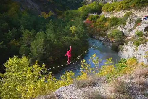 high line au dessus de la M&eacute;ouge